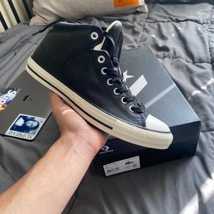 New converse mid top size 13